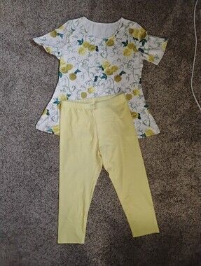 2/$13 Deal Floral Short Sleeve Top w/Yellow Roses &Yellow Capri